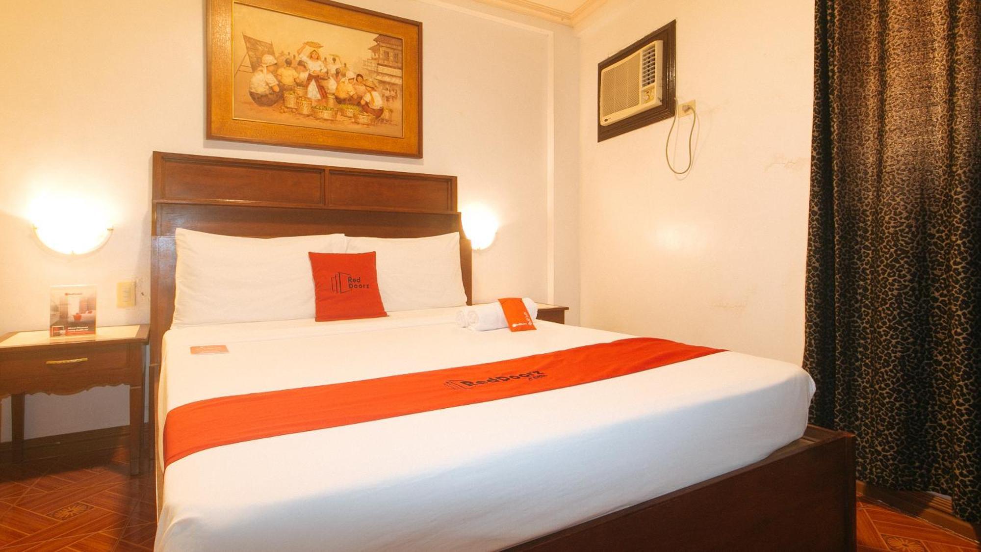 Reddoorz At La Casa Guesthouse Former Reddoorz At Tamarind Street Angeles City Экстерьер фото