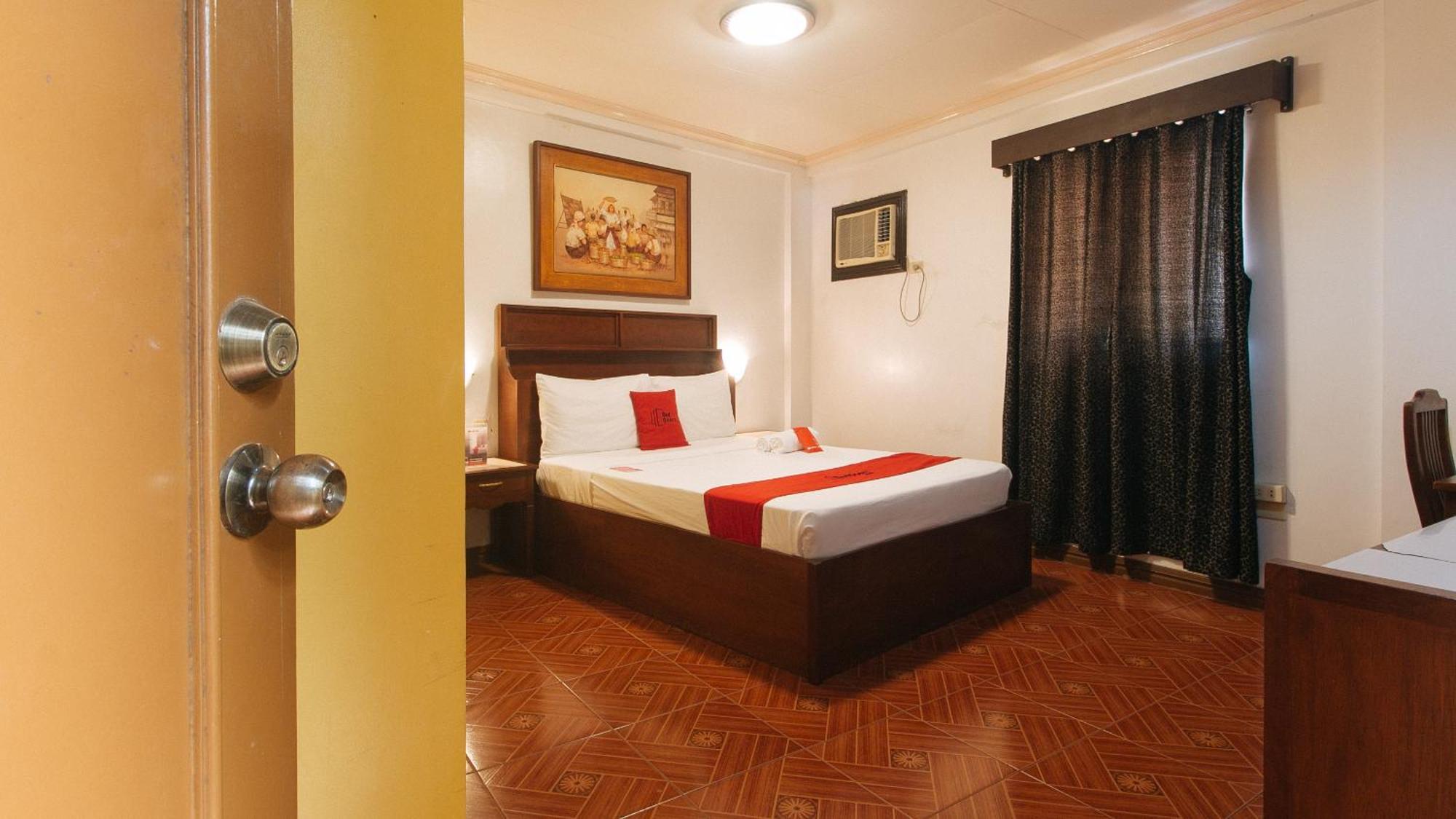 Reddoorz At La Casa Guesthouse Former Reddoorz At Tamarind Street Angeles City Экстерьер фото
