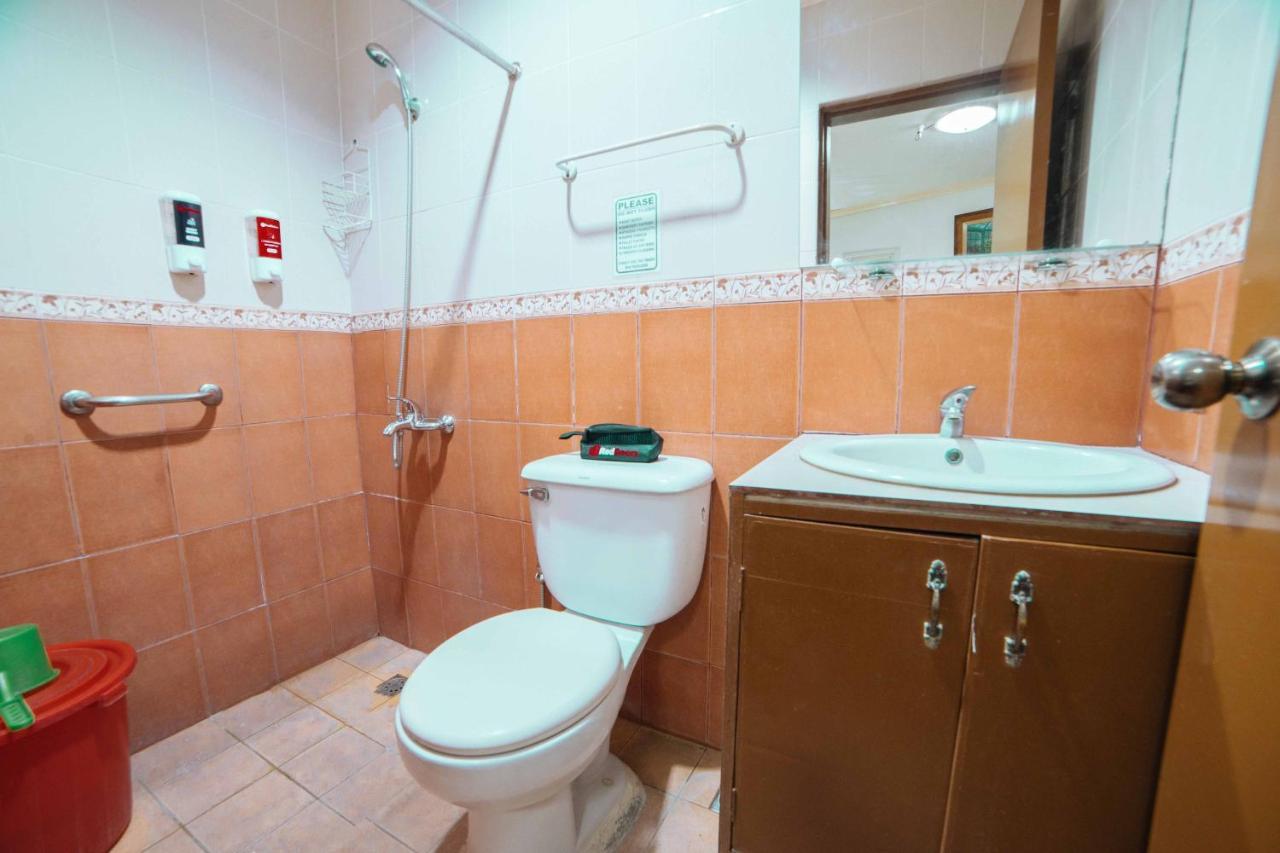 Reddoorz At La Casa Guesthouse Former Reddoorz At Tamarind Street Angeles City Экстерьер фото