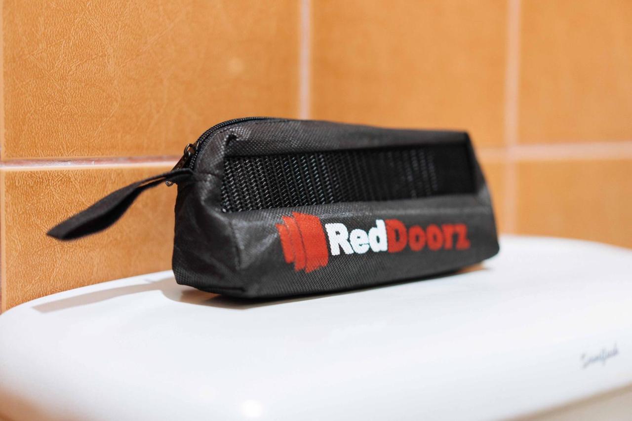 Reddoorz At La Casa Guesthouse Former Reddoorz At Tamarind Street Angeles City Экстерьер фото